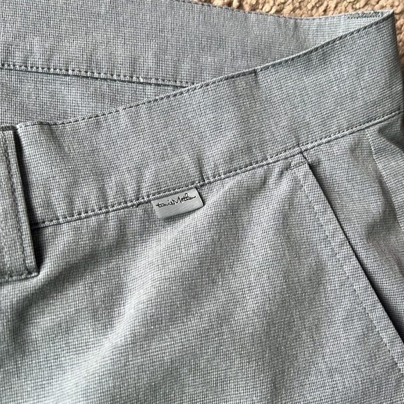 Travis Matthew Grey Golf Shorts 10” - Picture 4 of 5